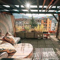 0 2 Innsbruck Airbnb Apartment